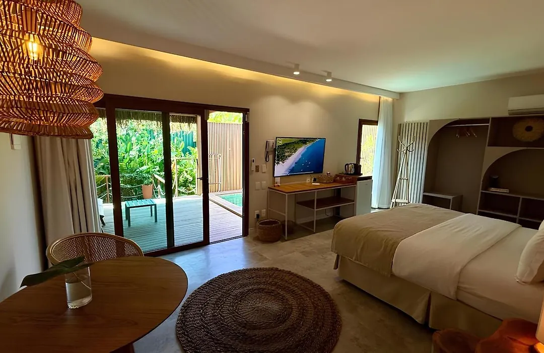 Dolphin Hotel-1